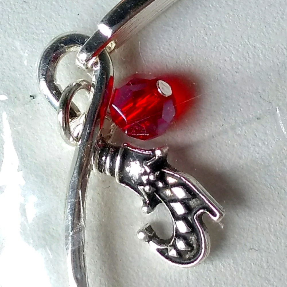 NWT Christmas Bracelet with Elf Shoe 🔴